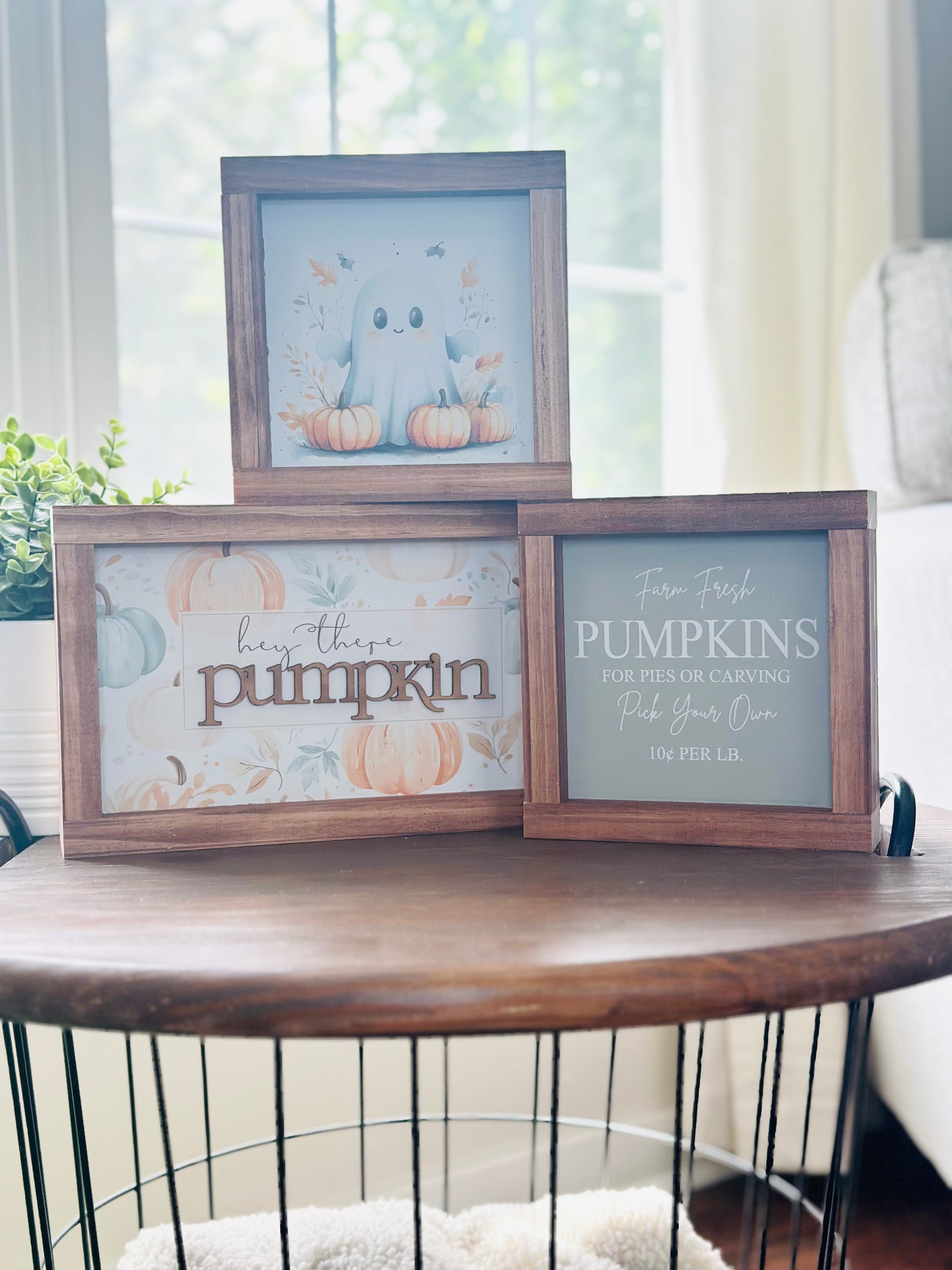 Fresh Pumpkins Sign