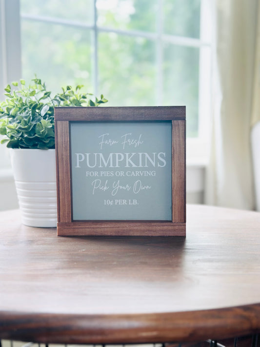Fresh Pumpkins Sign