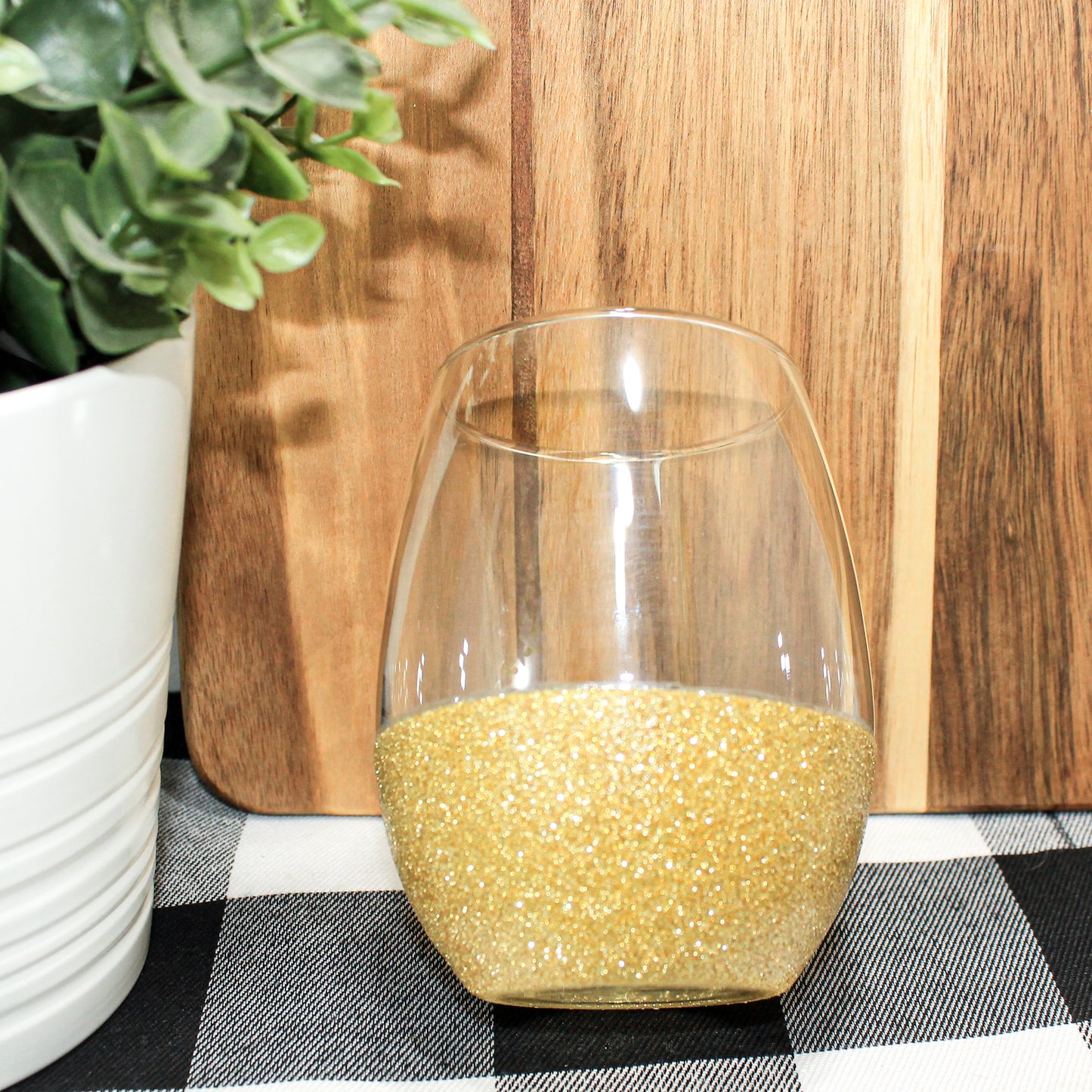 Every Great Mom Drops The F-Bomb Glitter Wine Glass